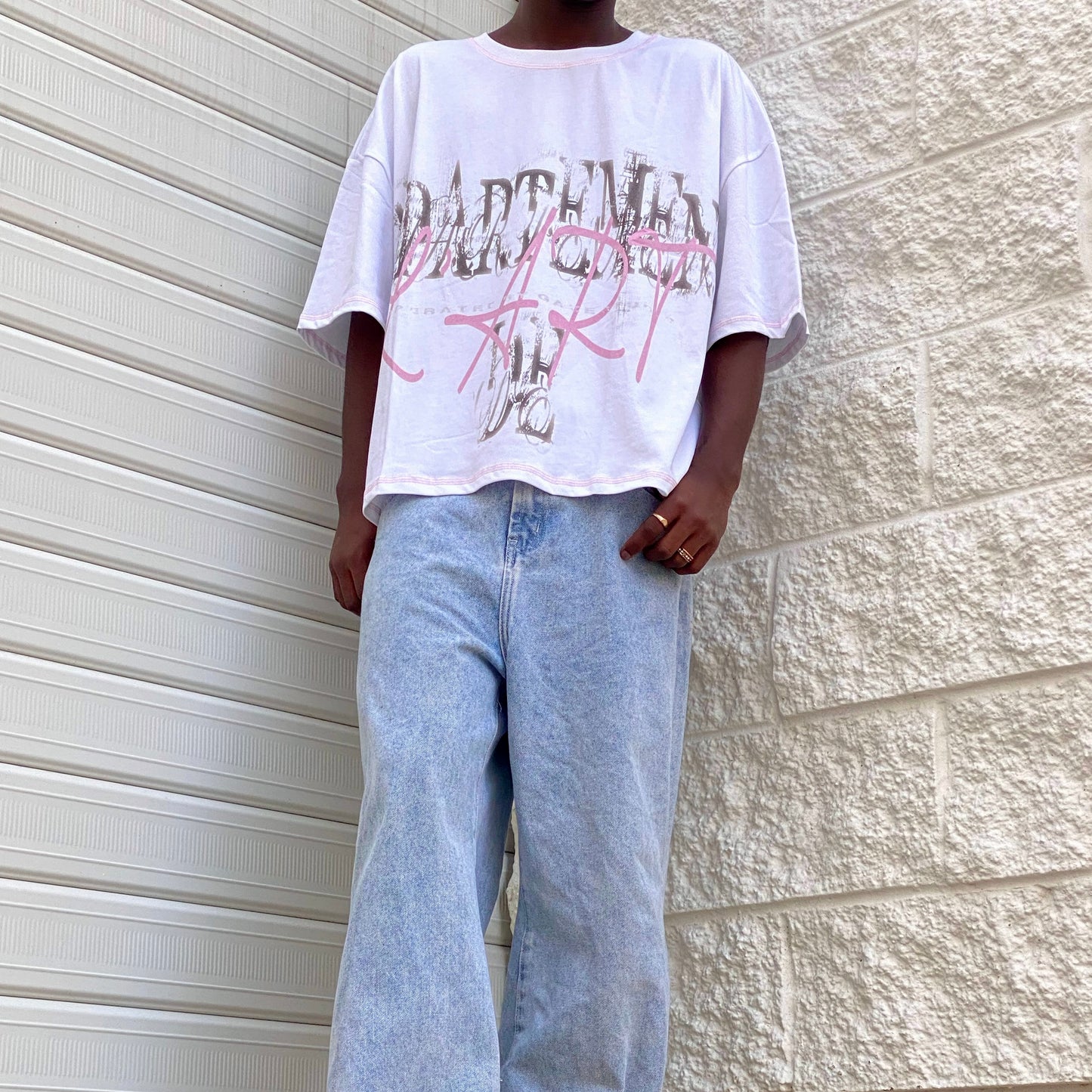 GAZESTUDIO "DÉPARTEMENT DE L'ART" T-SHIRT*